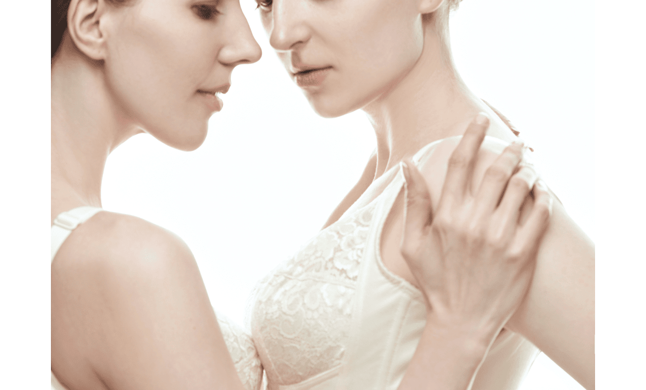 Ivory lace texture and construction in Meisubang collection photography